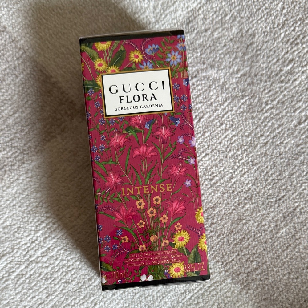 Gucci Flora gorgeous gardenia intense